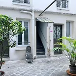 831C Friendly Property In Paris